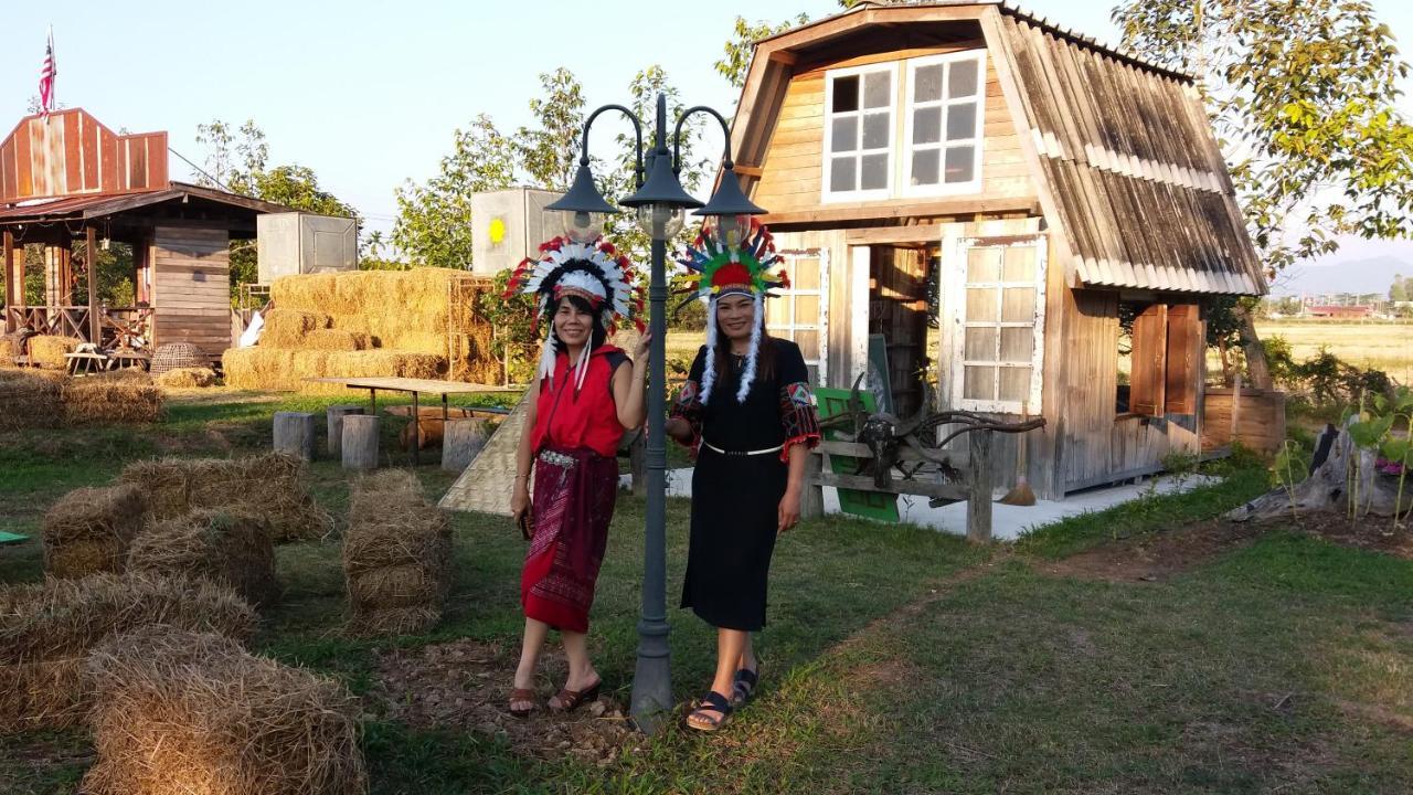 เฮือนปลายนา โฮมสเตย์ Ban Sawan 外观 照片
